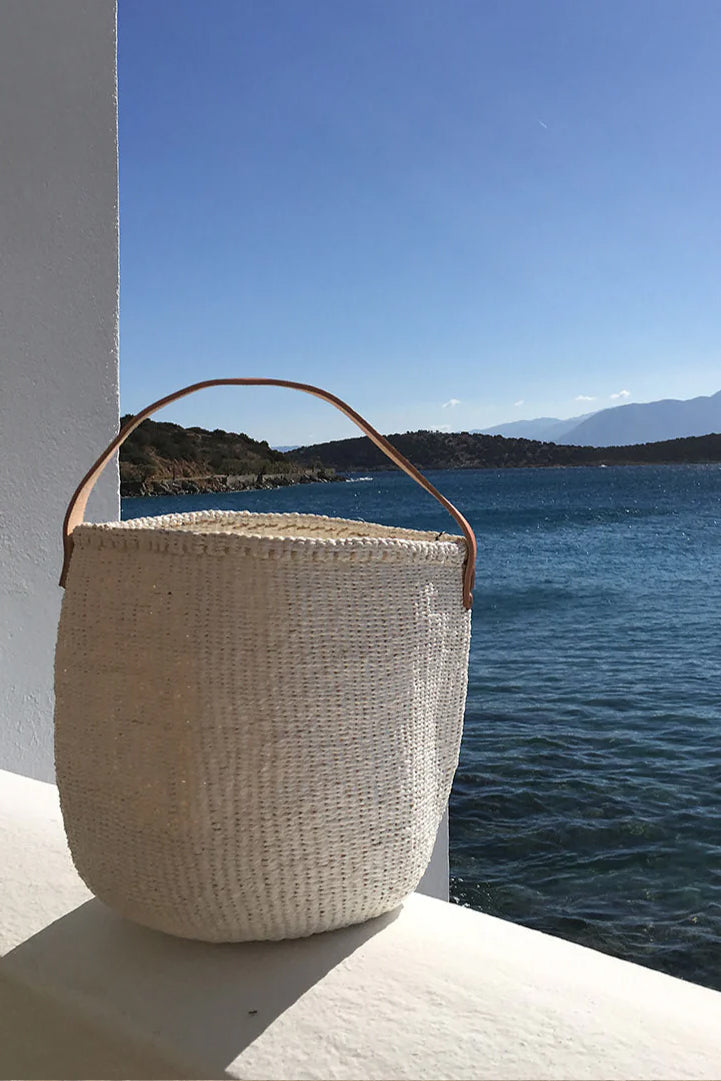 Mifuko Kiondo Small Basket w/Handle White