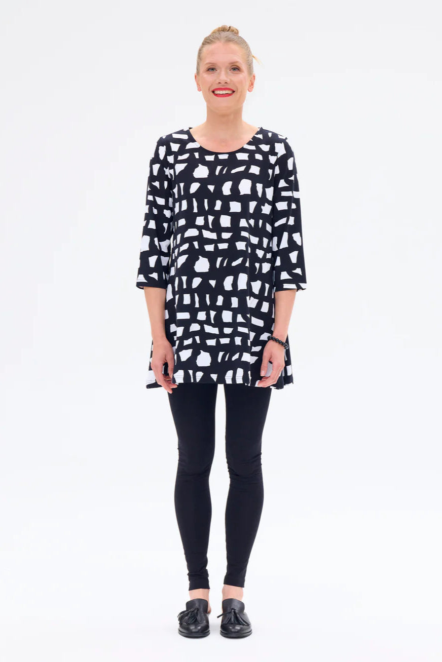 Ratia Pisara Block Tunic Black/White