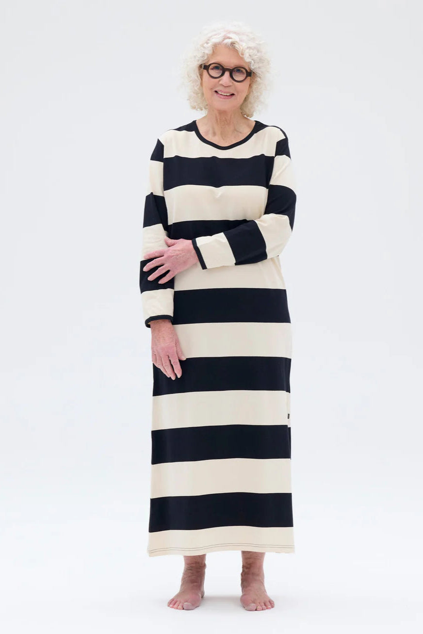 Ratia Fanni Black/Beige Wide Stripe Gown