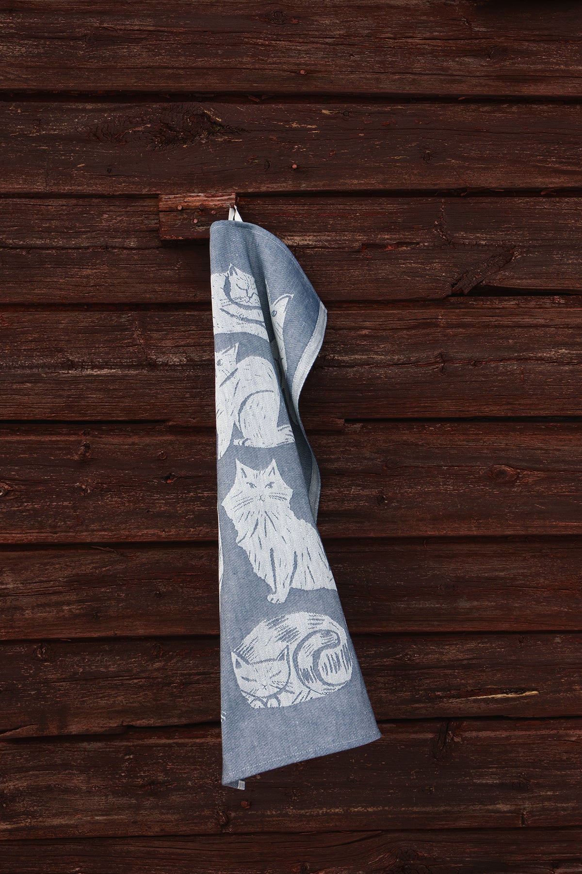 Lapuan Kankurit Kissanpäivät Tea Towel Blueberry