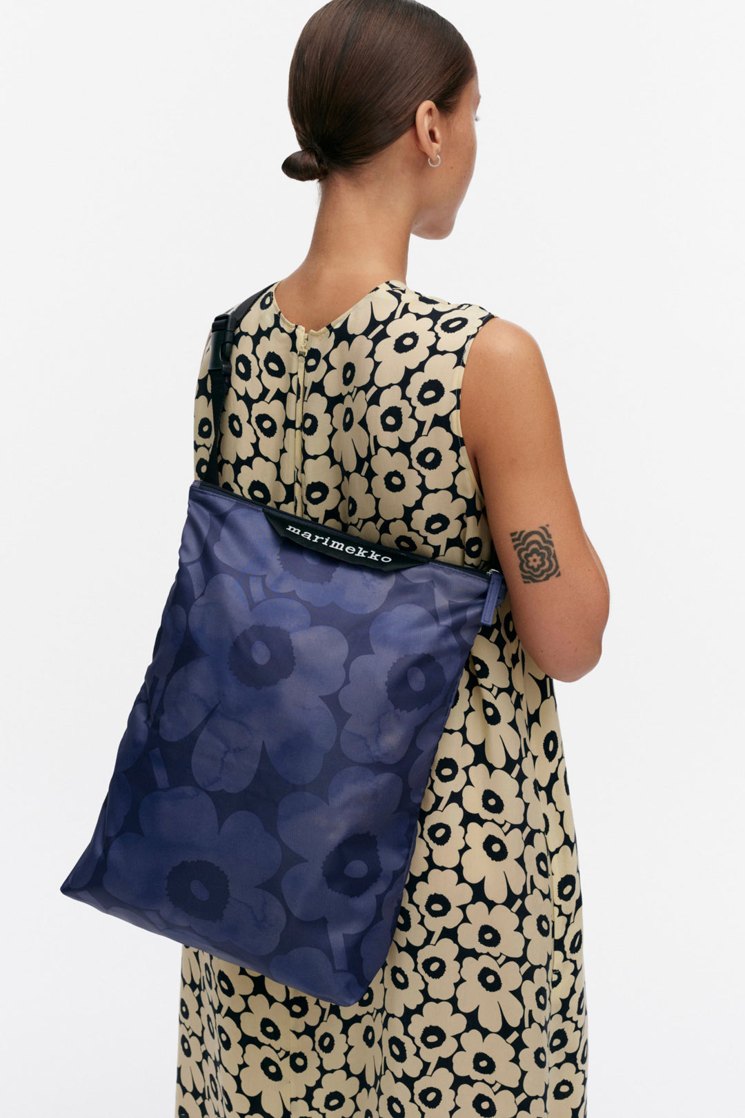 Marimekko Neat Crossbody Unikko M