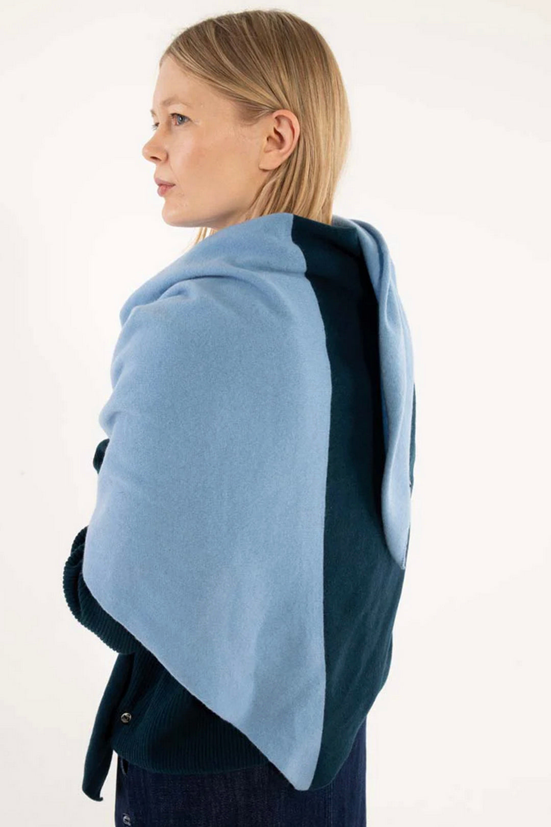 Danefæ København Danefireplace Wool Shawl Slate