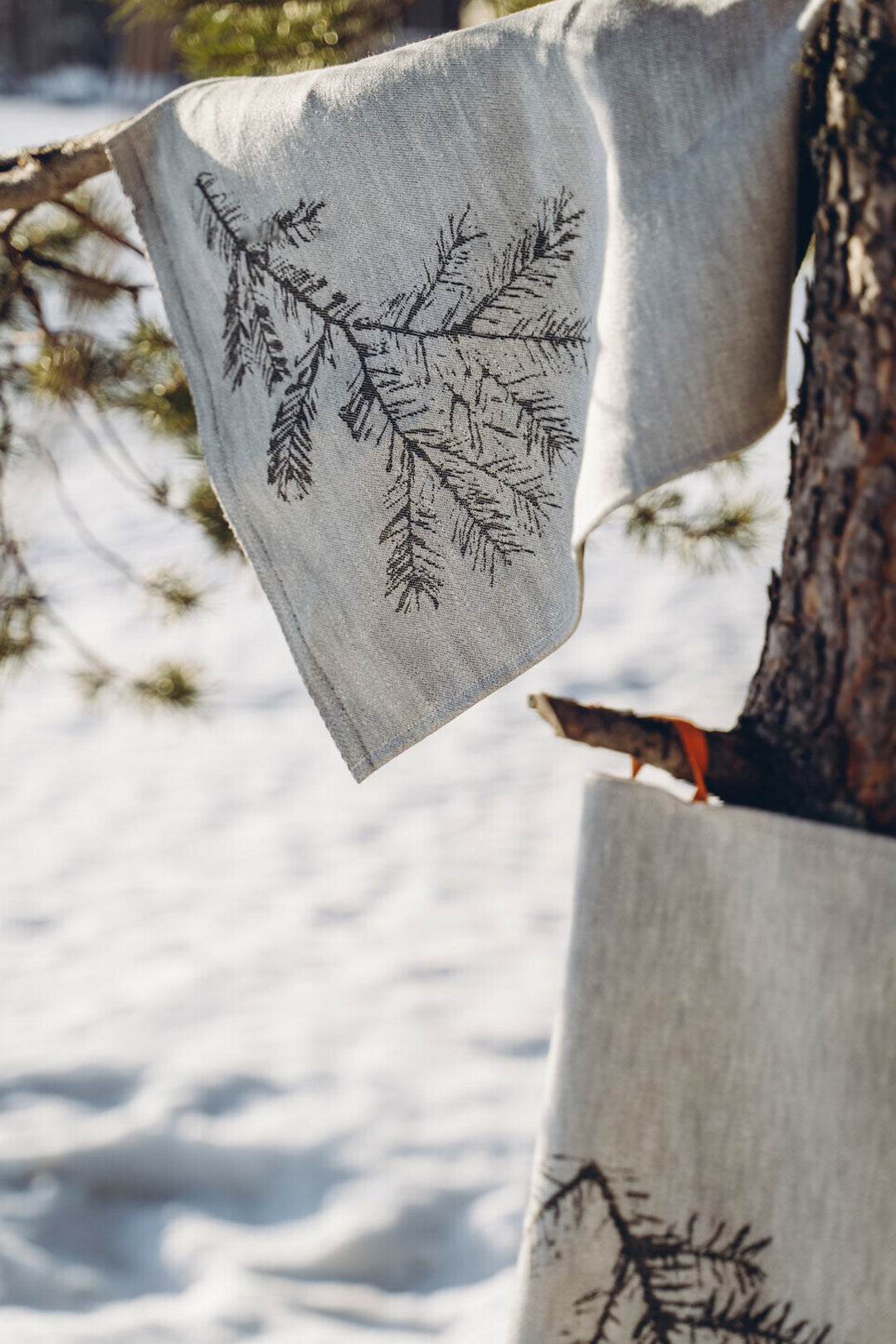 Lapuan Kankurit Havu Black Tea Towel