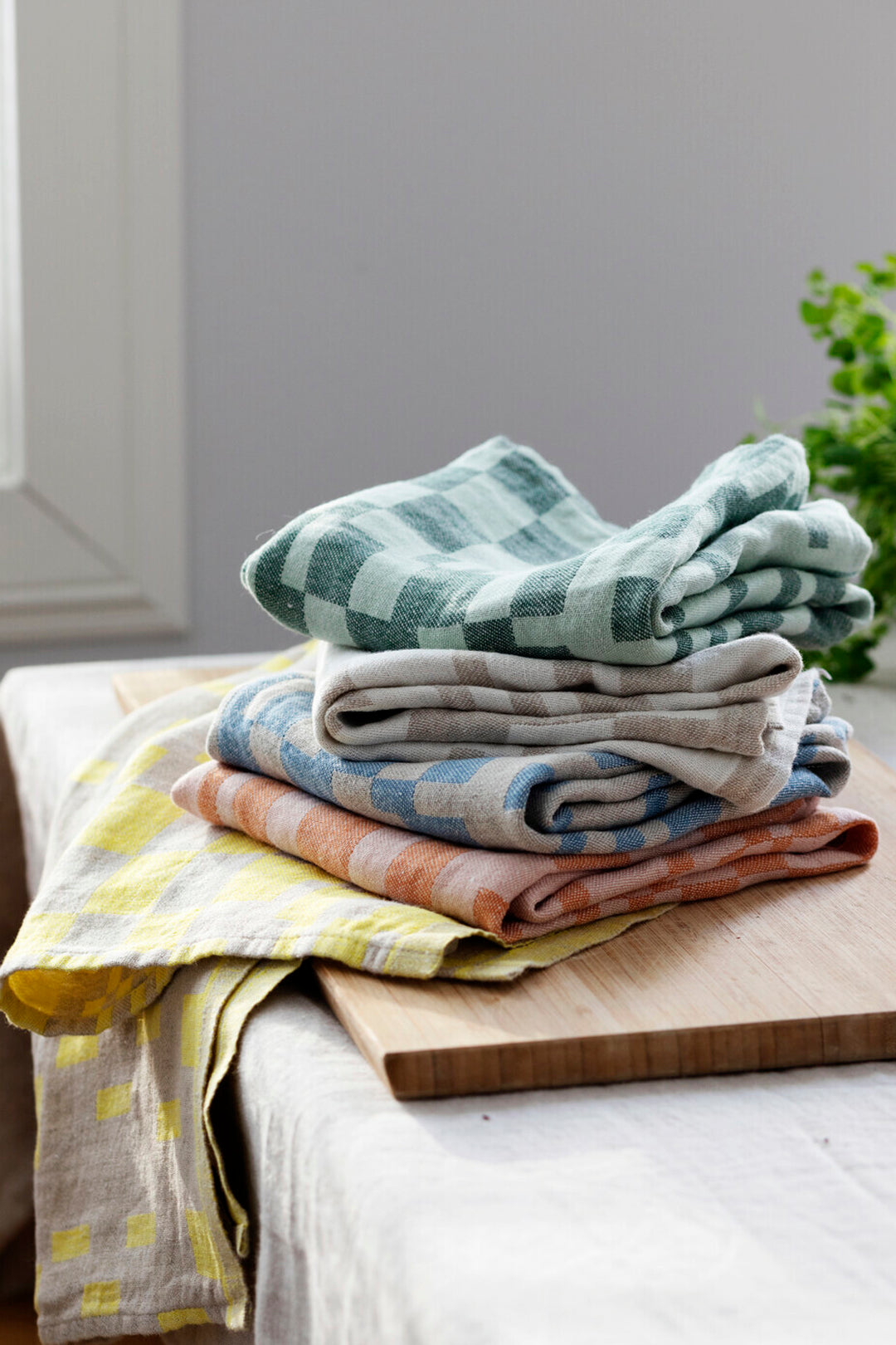 Lapuan Kankurit Koodi White Linen Tea Towel