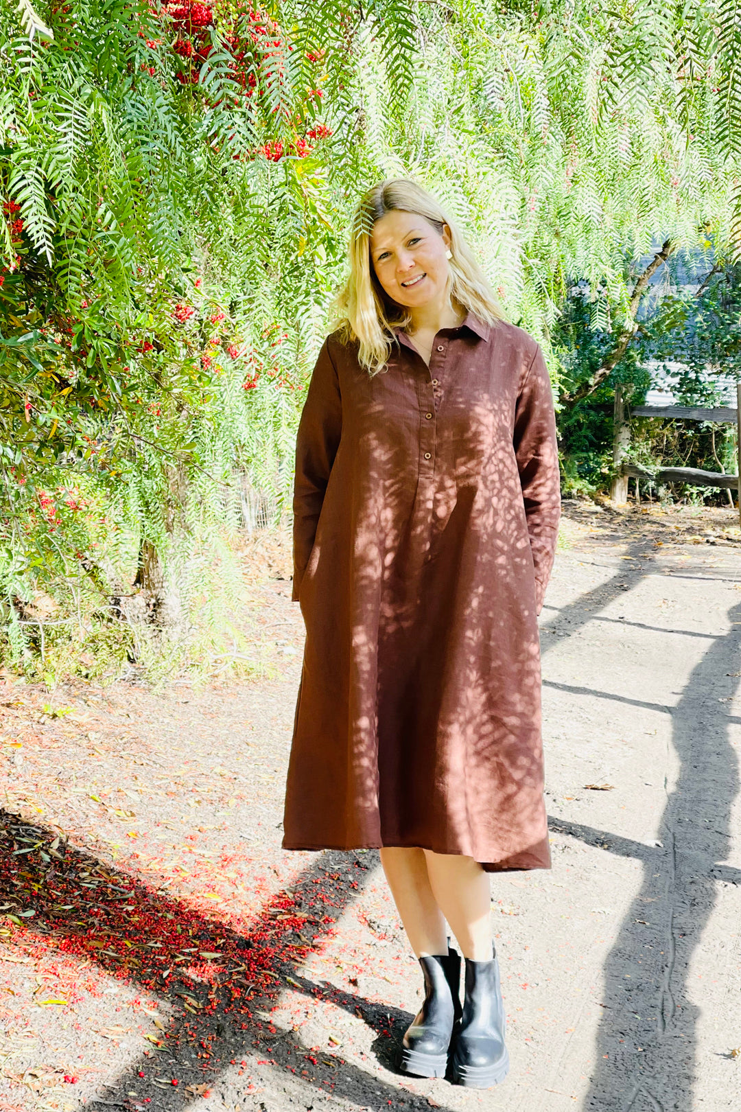 Piironki Helsinki Linen Sofia Brown Dress