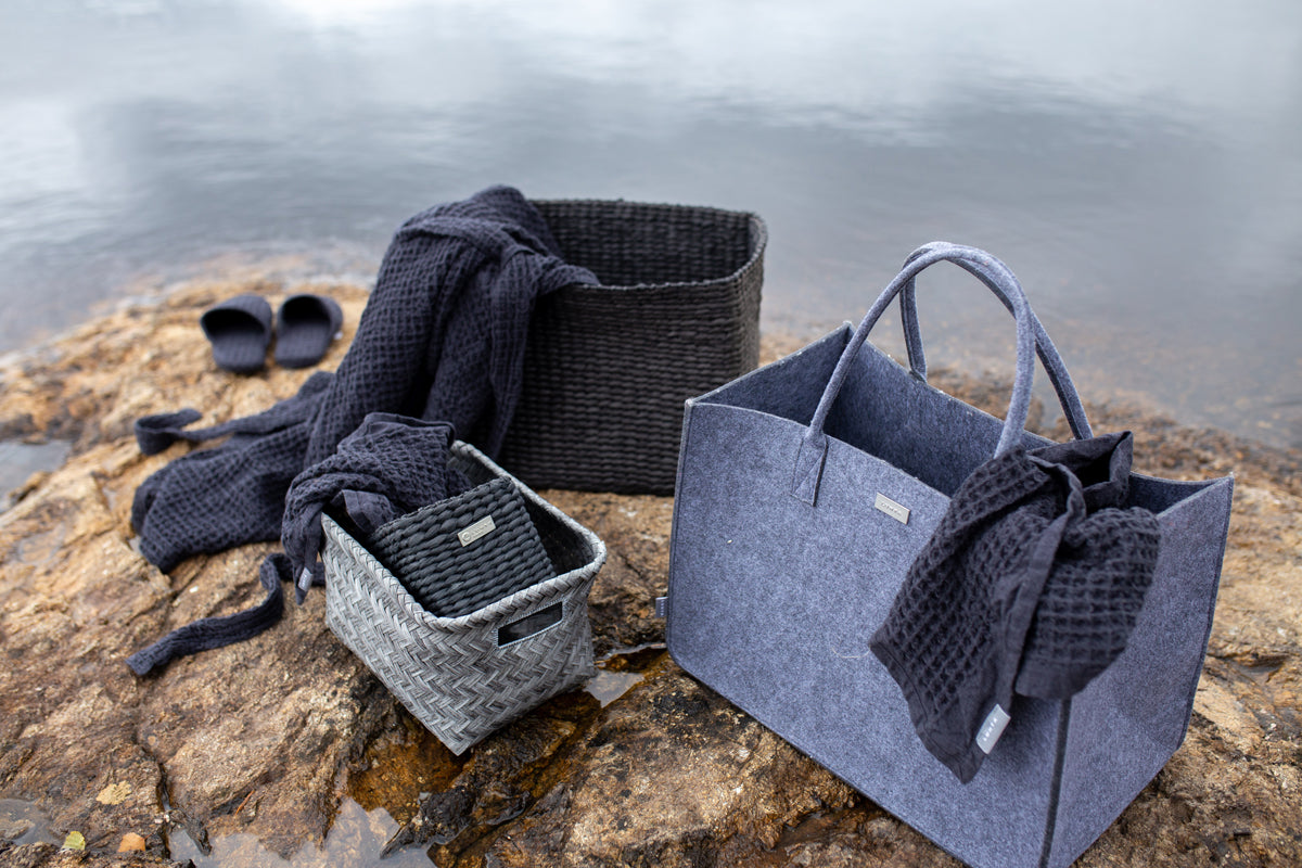 Luhta Linen Black Towels