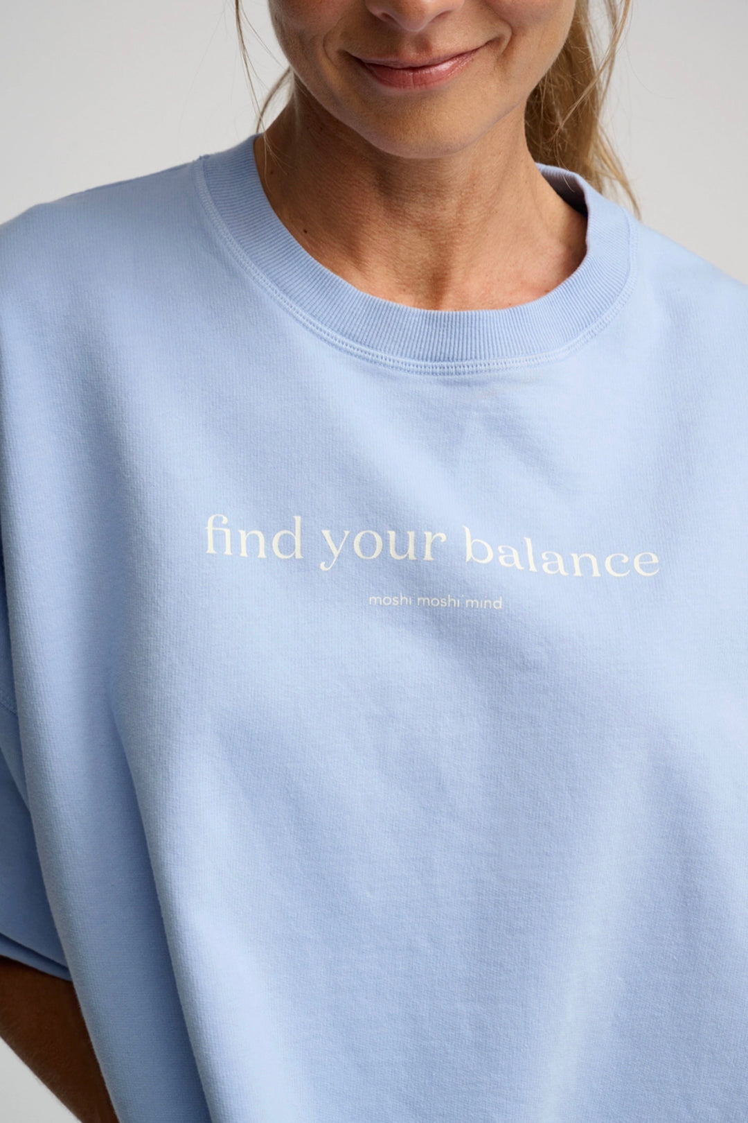 Moshi Moshi Mind Mantra Sweat Light Blue