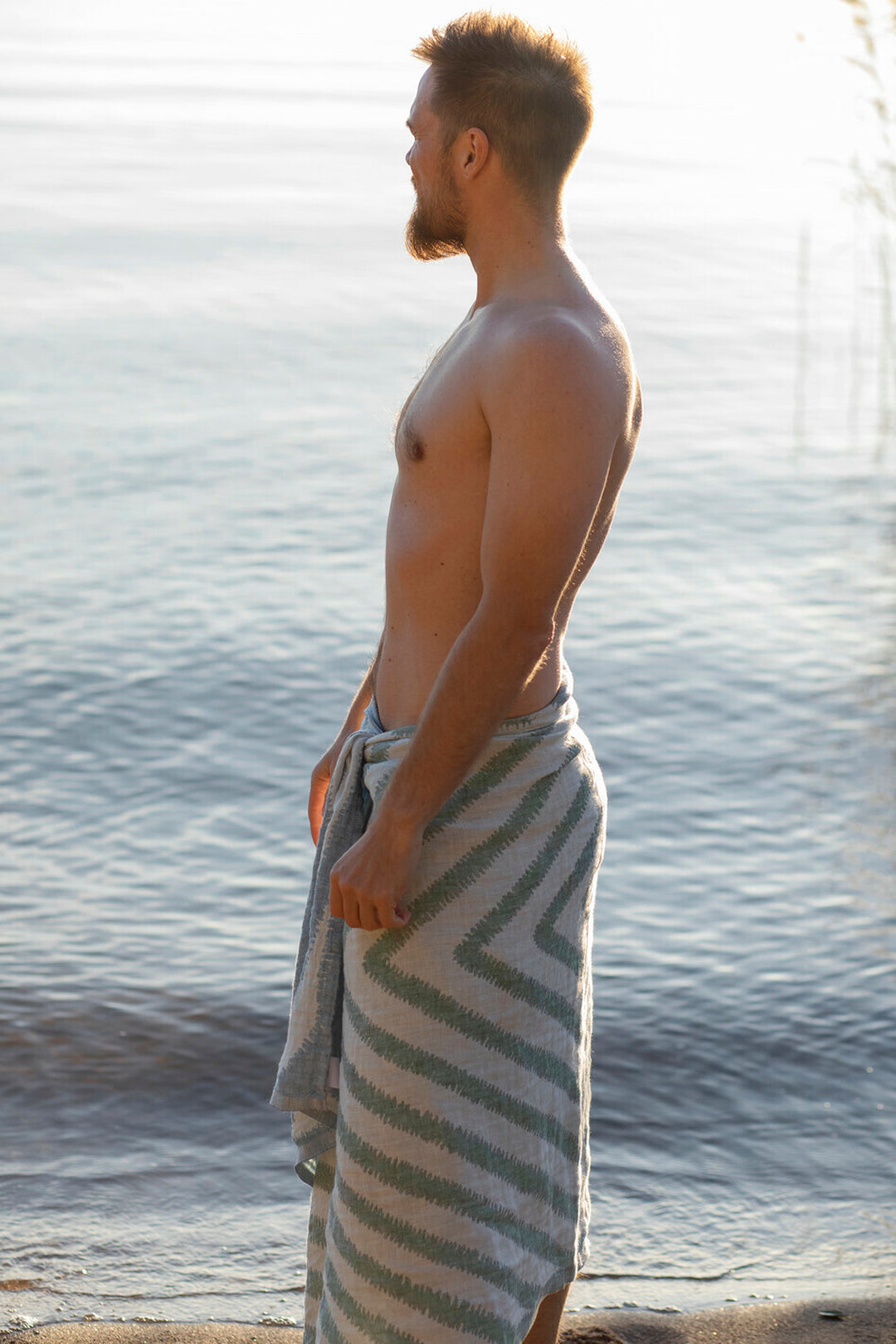 Lapuan Kankurit Metsälampi Bath Sheet