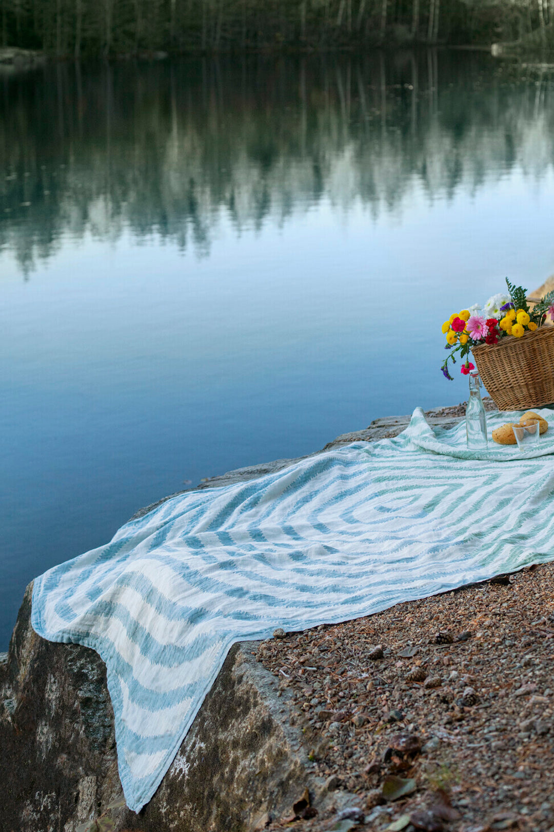 Lapuan Kankurit Metsälampi Bath Sheet