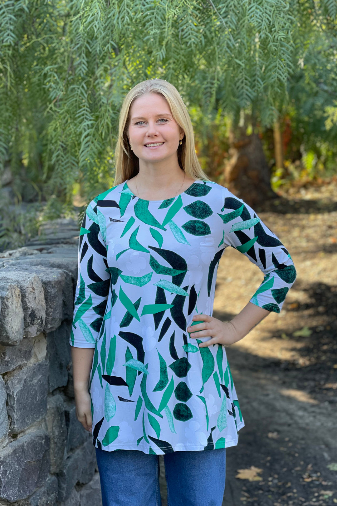 Ratia Pisara Rakastaa Ei Rakasta Green Tunic