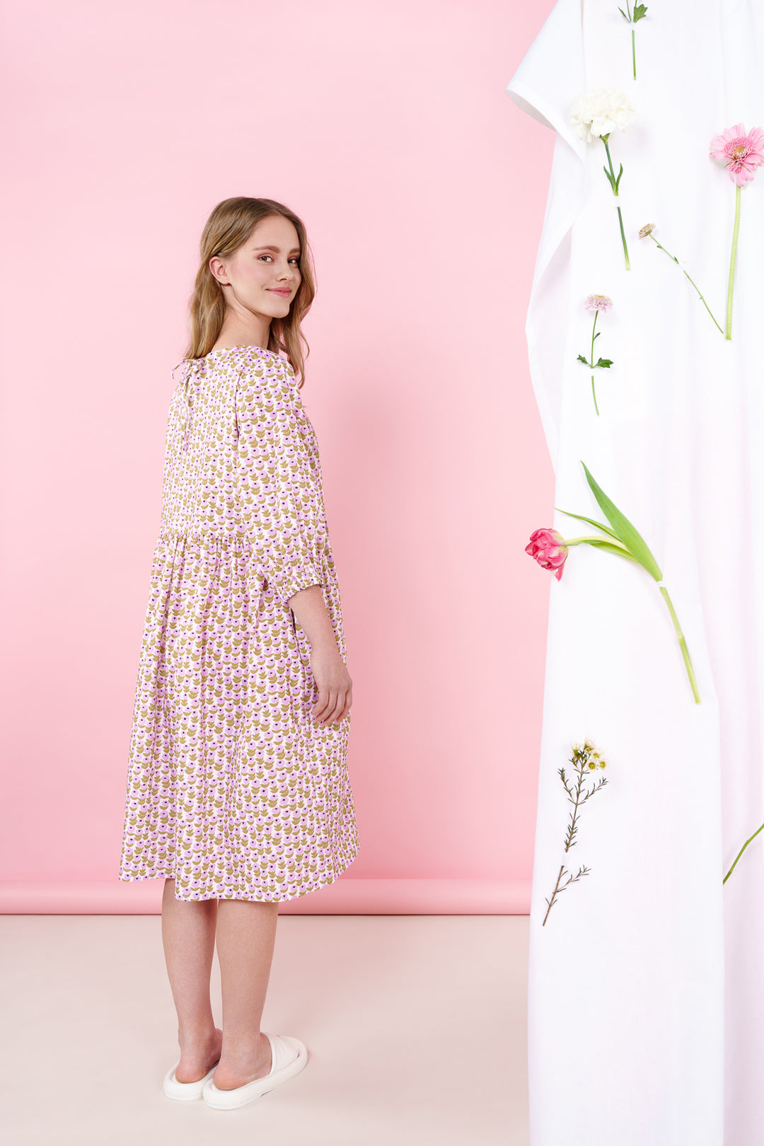 Kauniste Finland Roosa Flora Dress