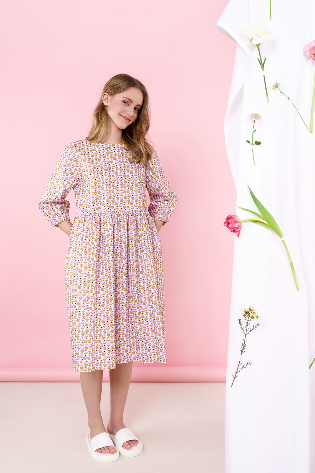 Kauniste Finland Roosa Flora Dress