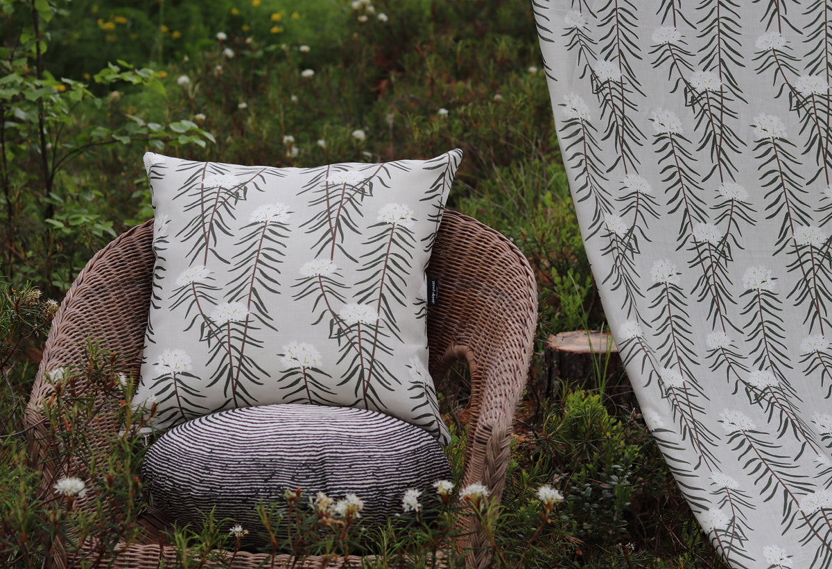 Design Palet Suopursu Pillow Cover