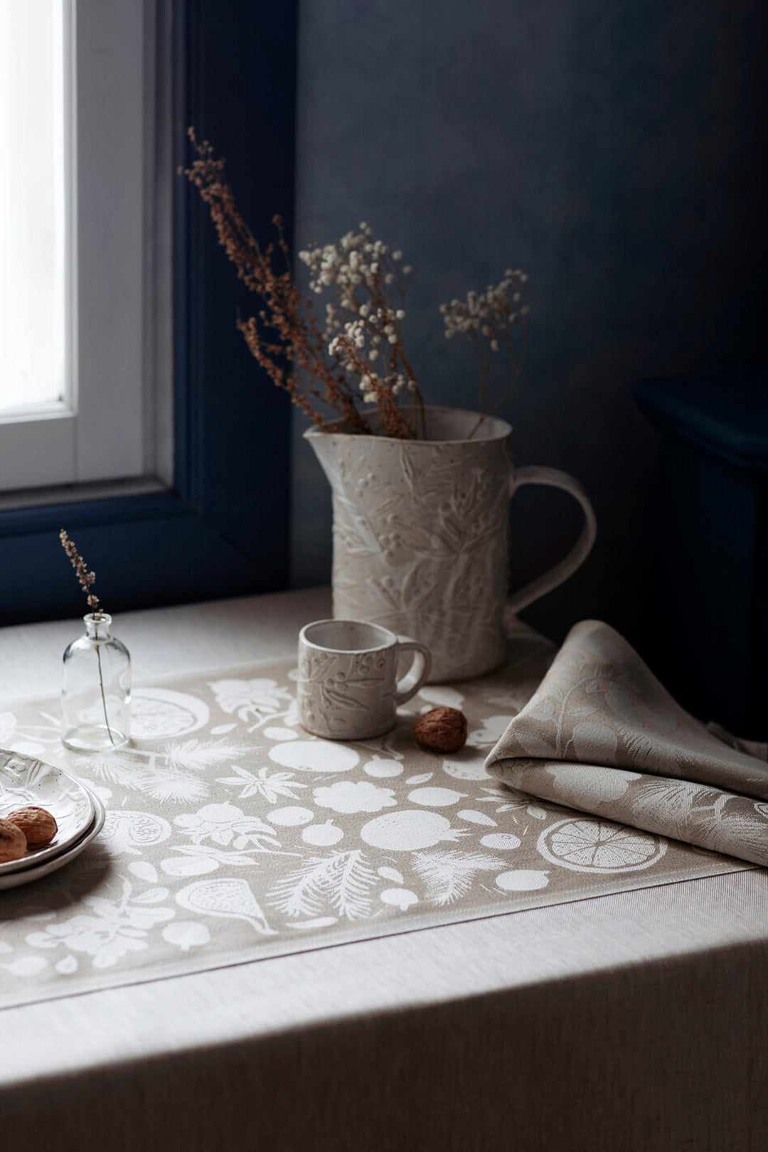 Lapuan Kankurit Talven Tuoksut Runner and Placemats