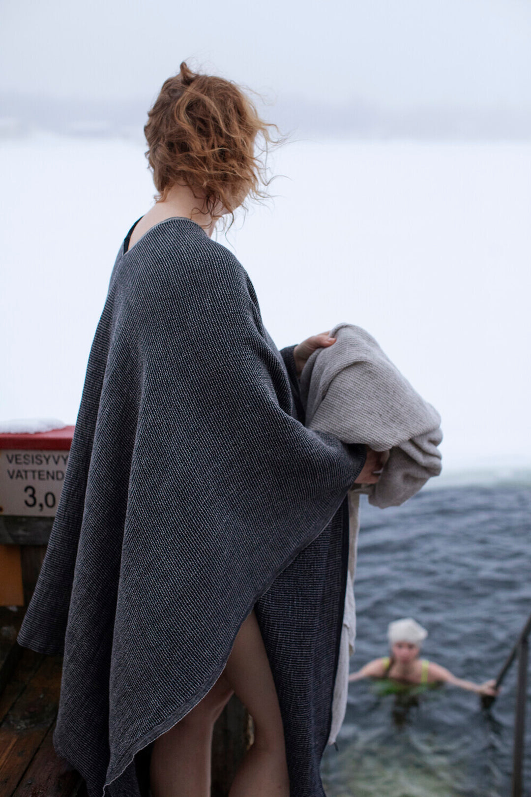 Lapuan Kankurit Terva Black Poncho