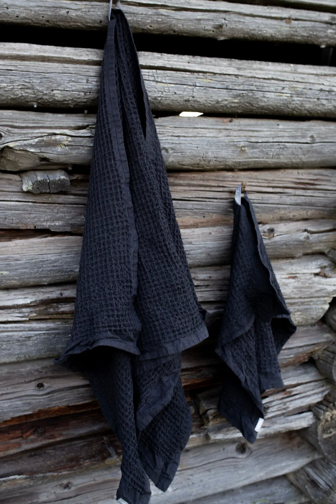 Luhta Linen Black Towels