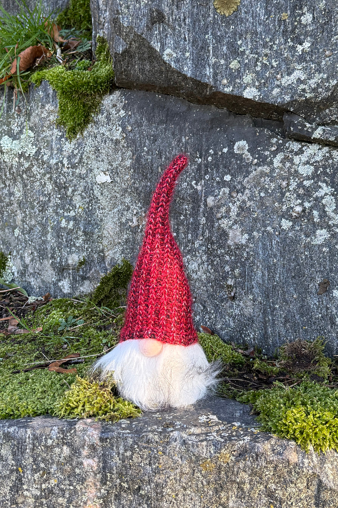 Nordic Santa Red/Silver Hat