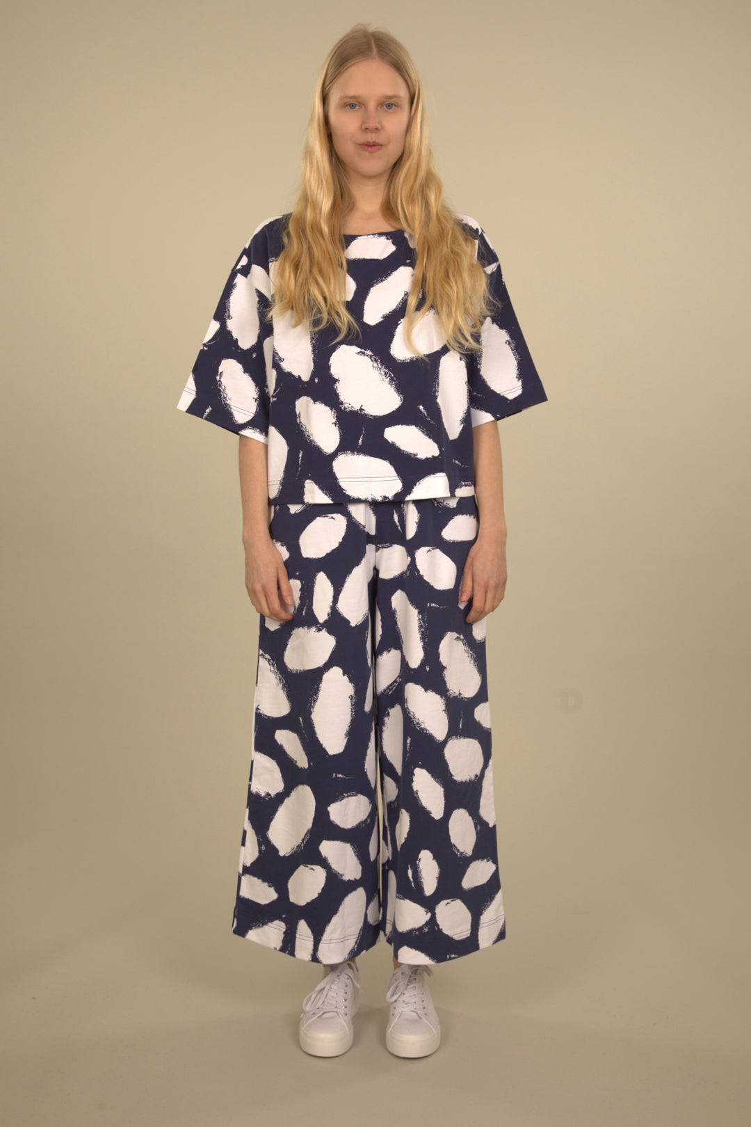 Ratia Papu Cropped Wide Leg Pants