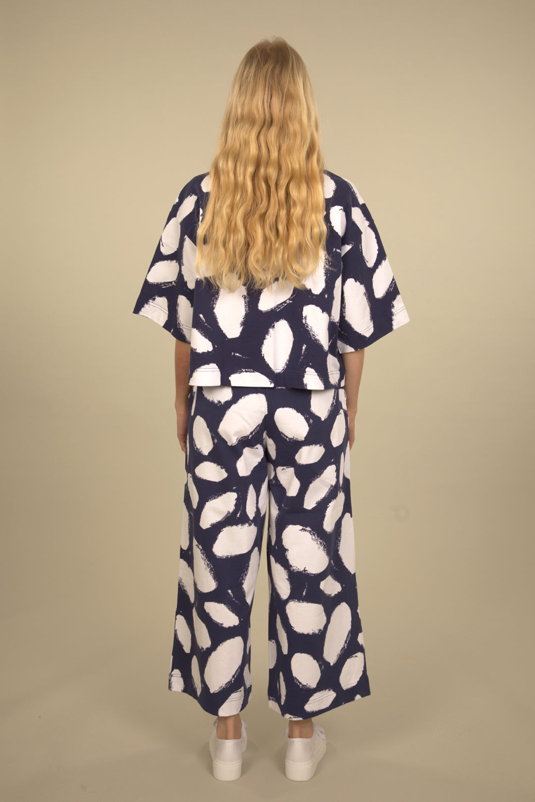 Ratia Papu Cropped Wide Leg Pants