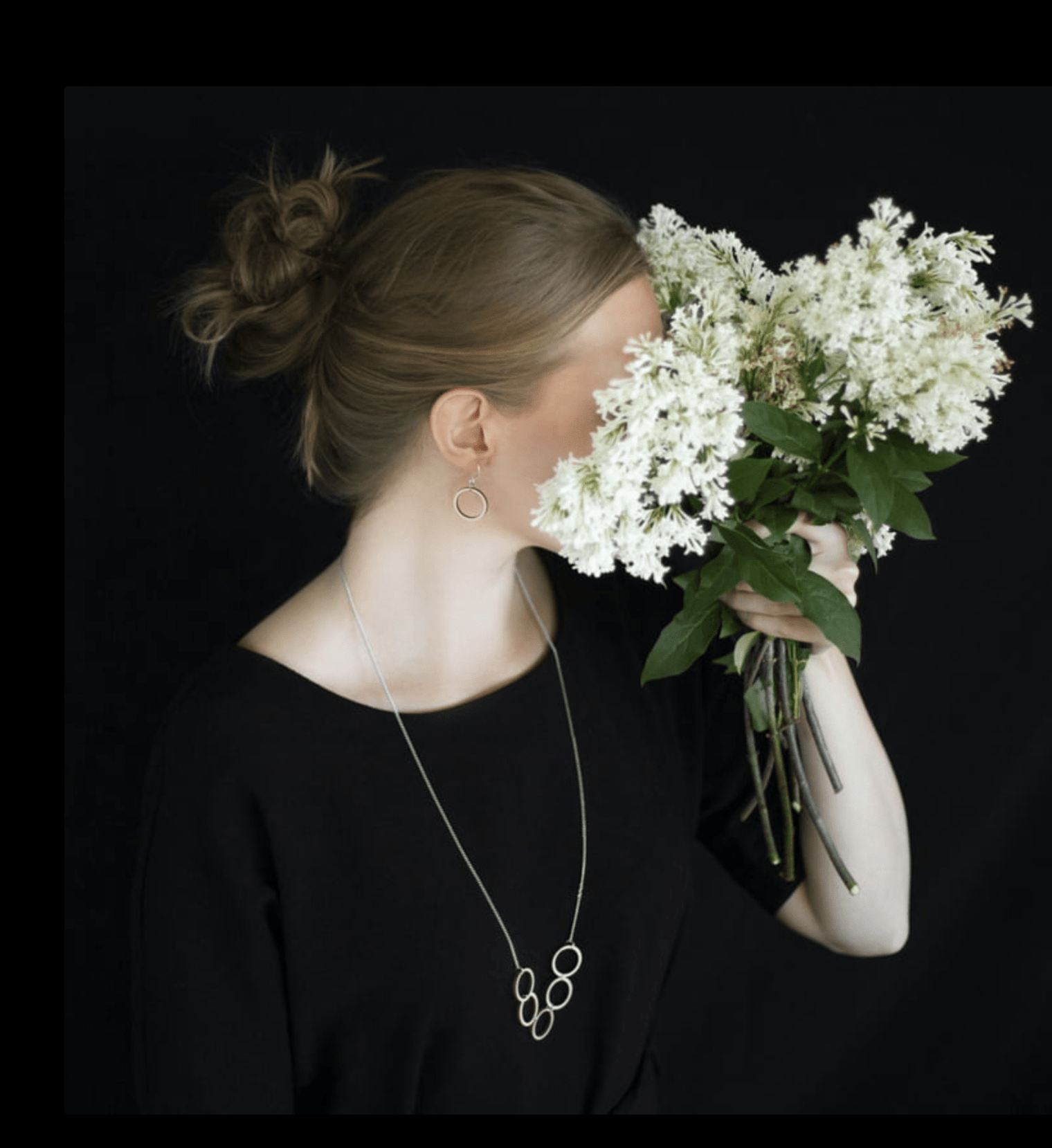 Valona Luna Wood Necklace