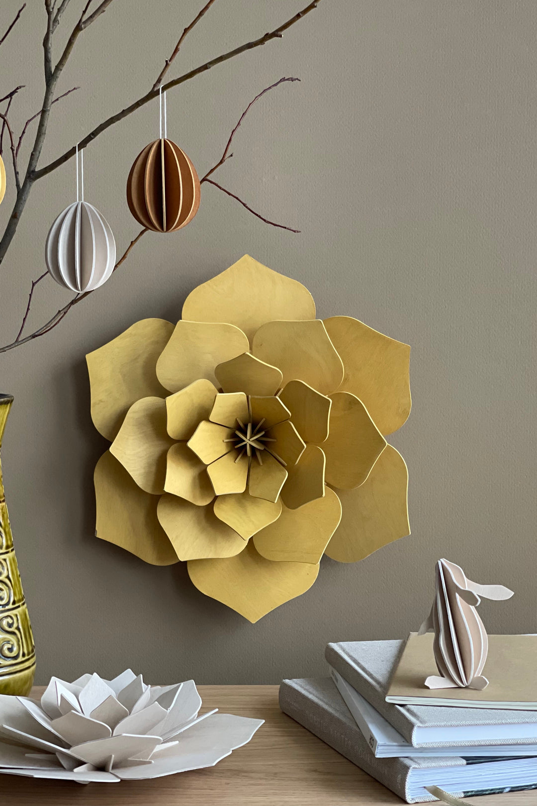 Lovi Flower Honey Yellow 24cm