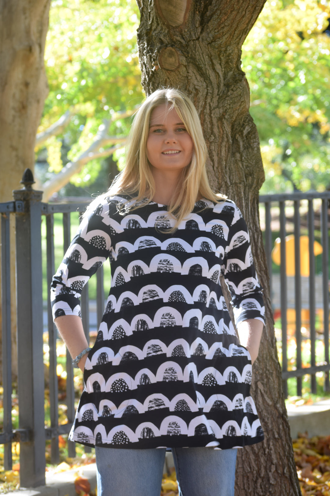 Ratia Pisara Igloo Black Tunic