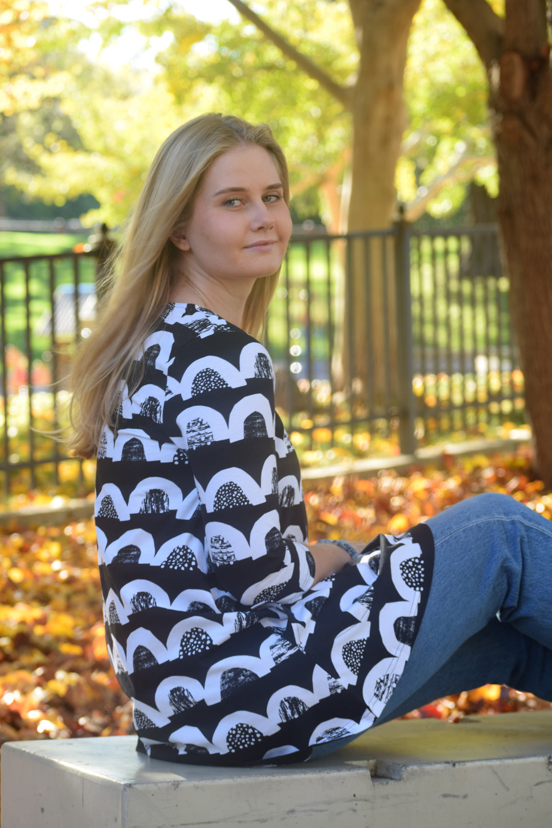 Ratia Pisara Igloo Black Tunic