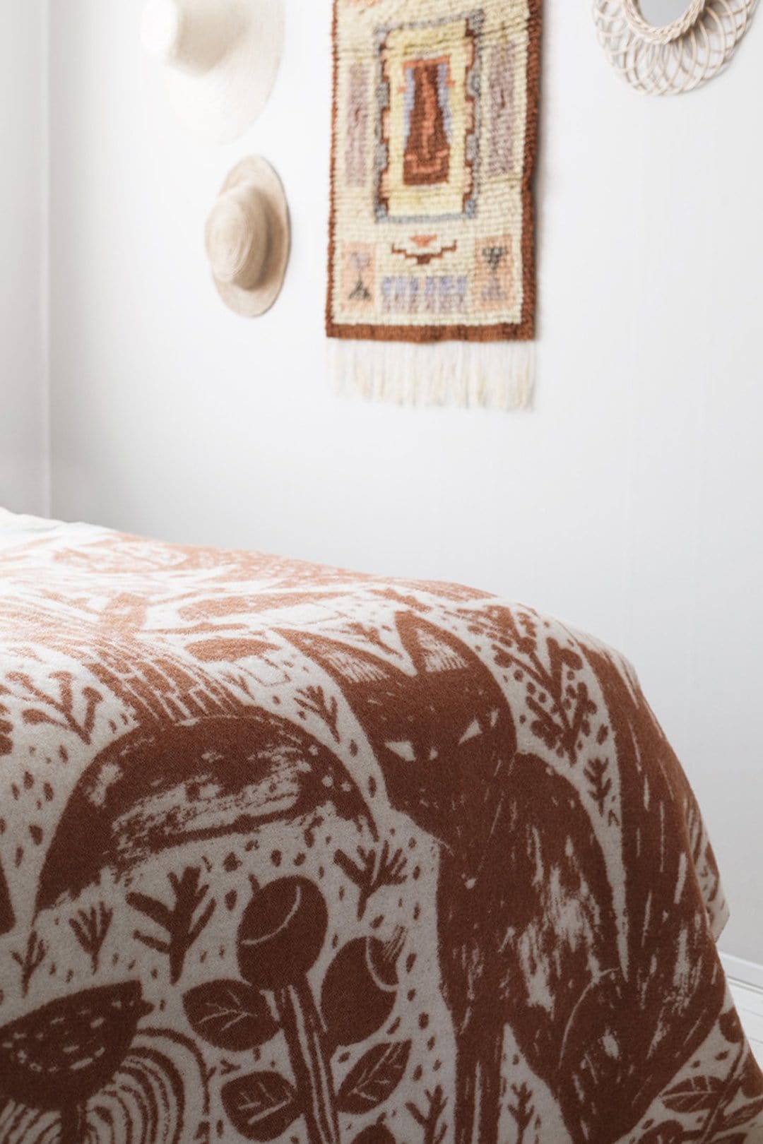 Lapuan Kankurit Metsikkö Cinnamon Wool Blanket