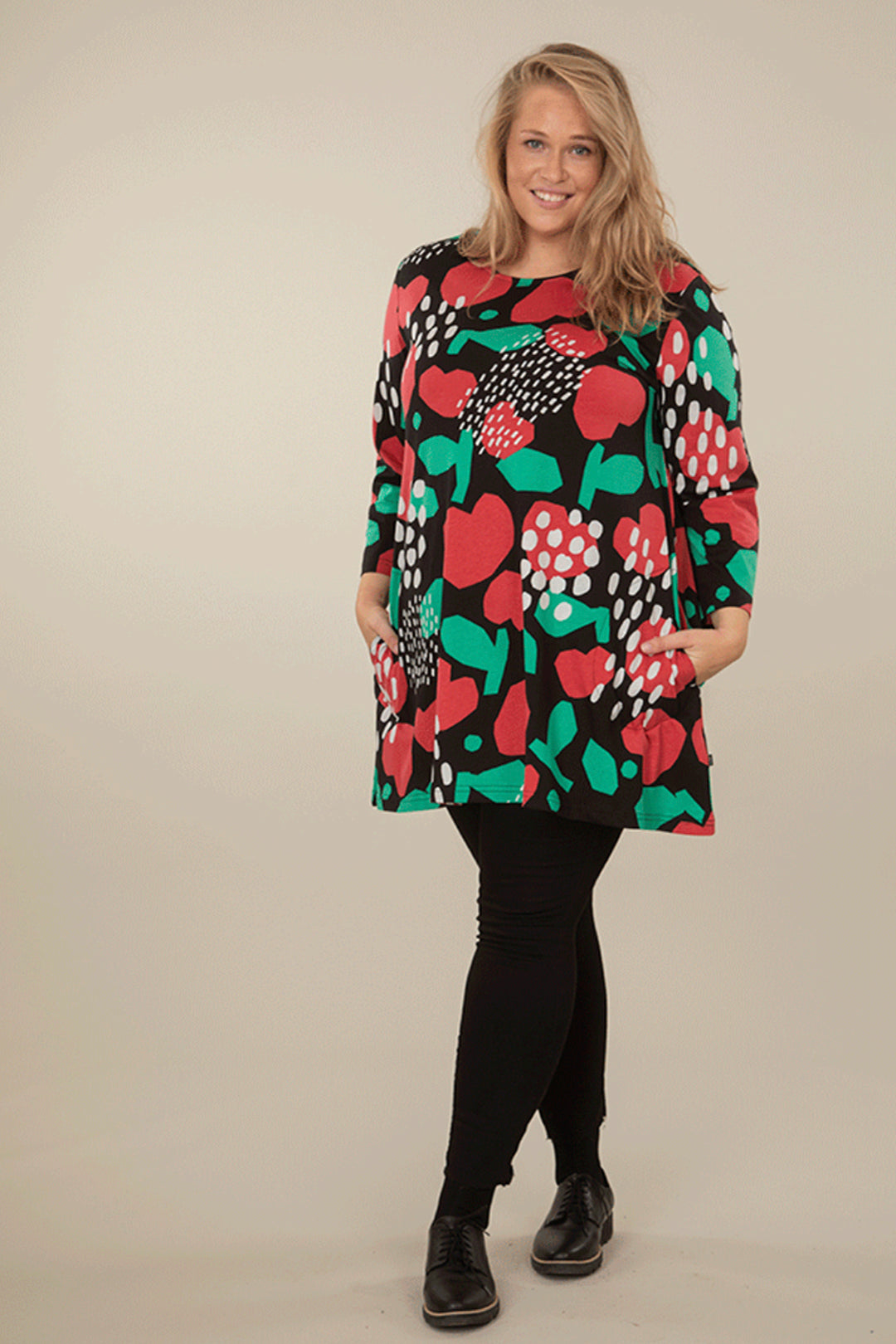 Ratia Pisara Onni Red Tunic