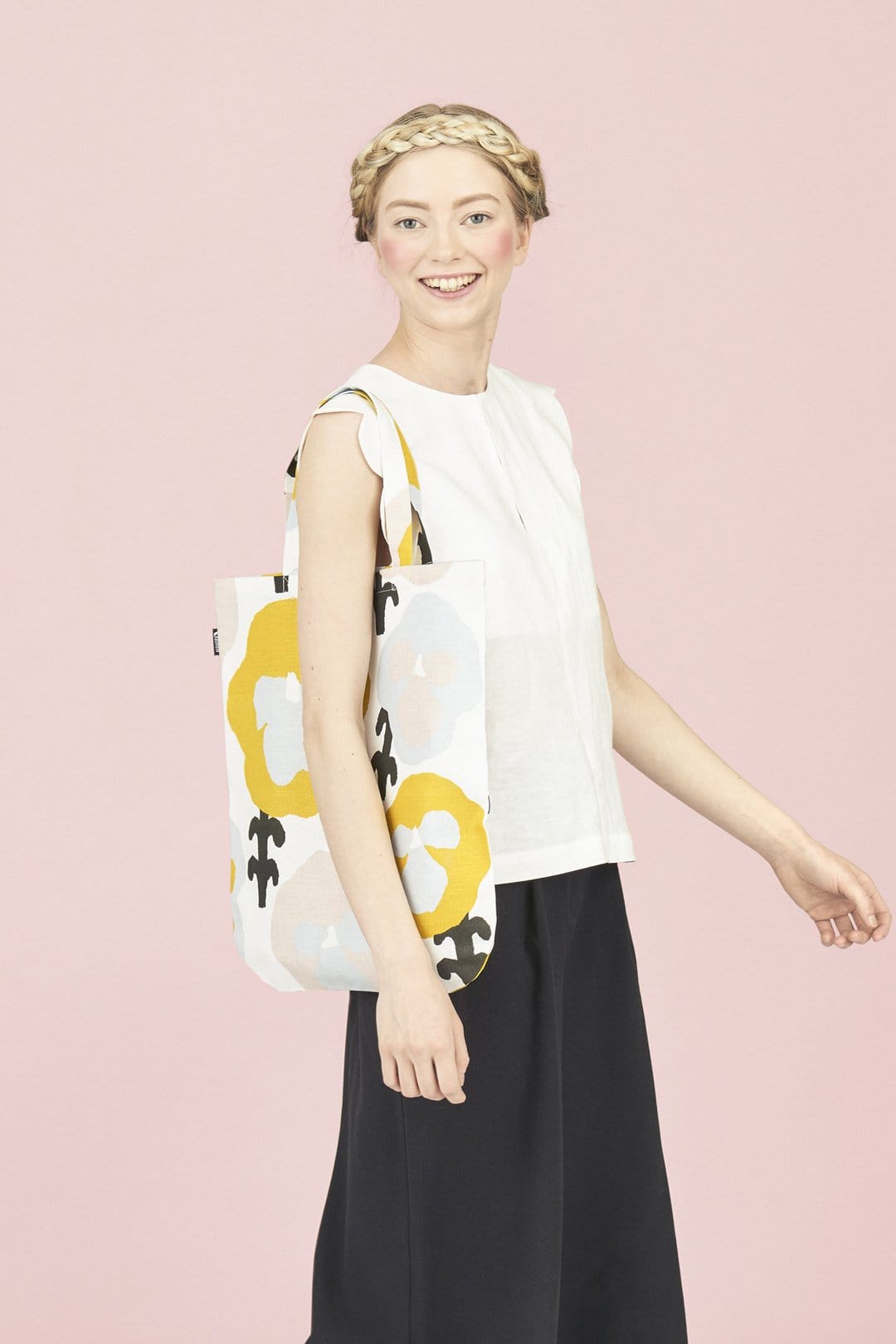 Kauniste Finland Orvokki Yellow Tote Bag - Nordic Labels