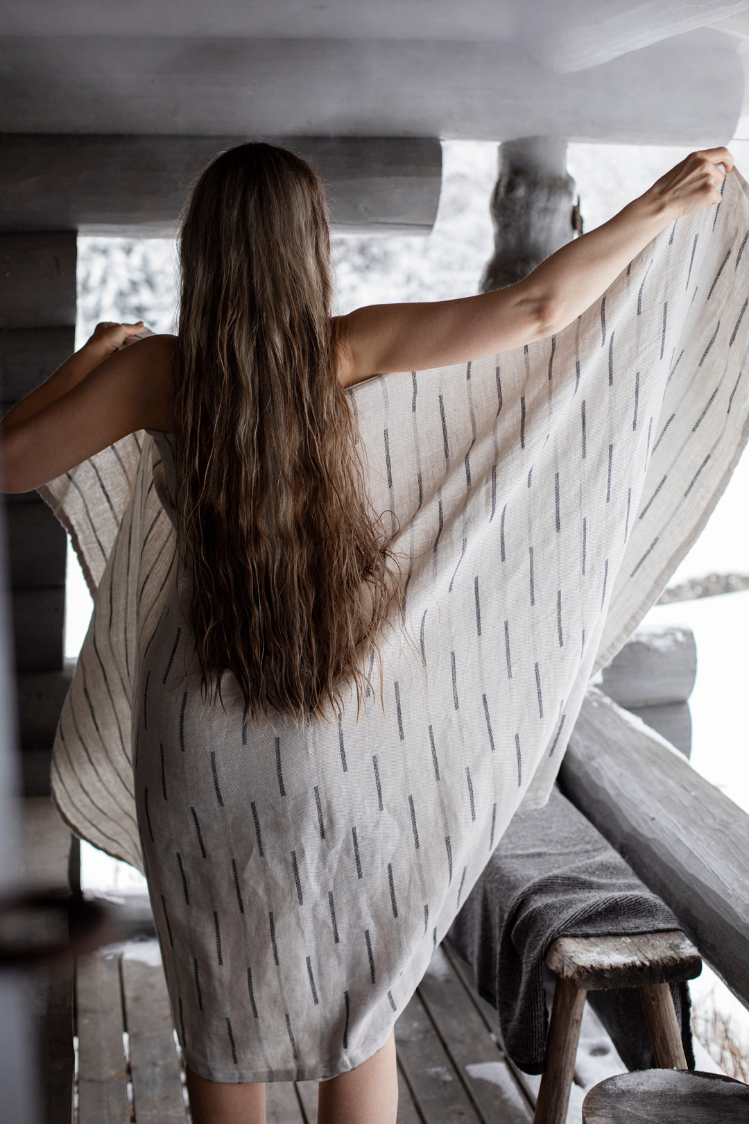 Lapuan Kankurit Paussi Dark Grey Bath Sheet