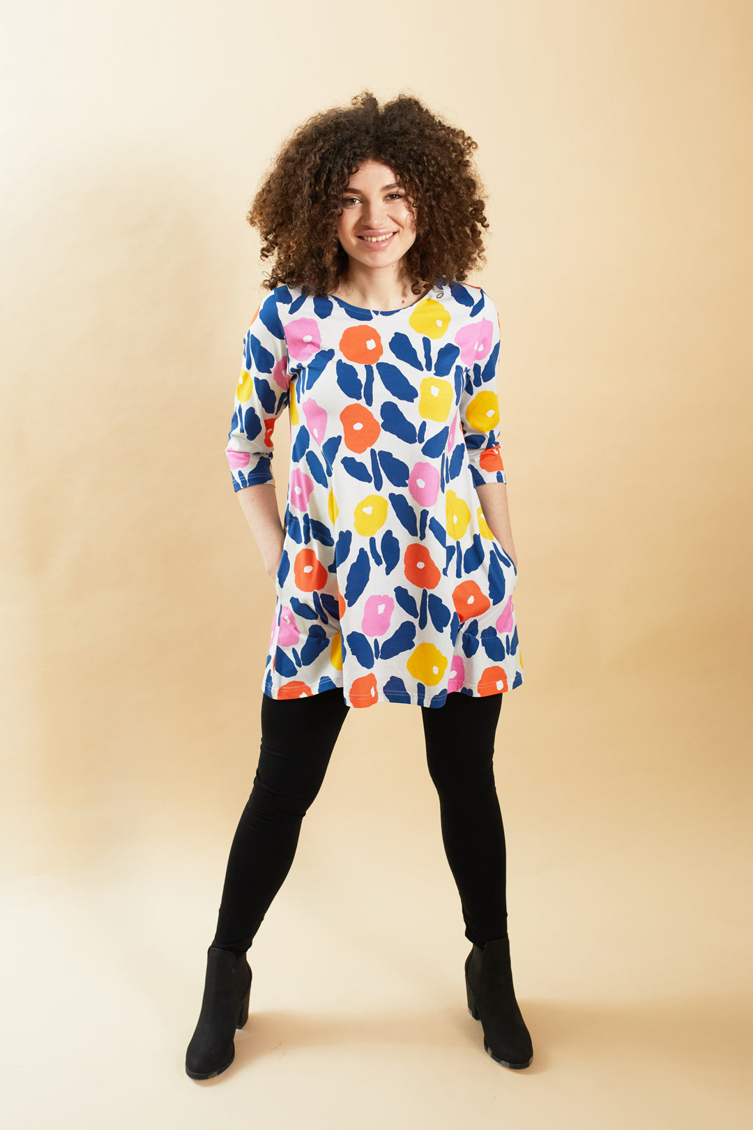 Ratia Pisara Nippu Tunic