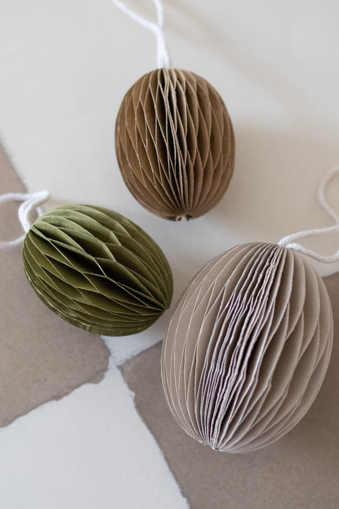 Piironki Helsinki Paper Egg Moss