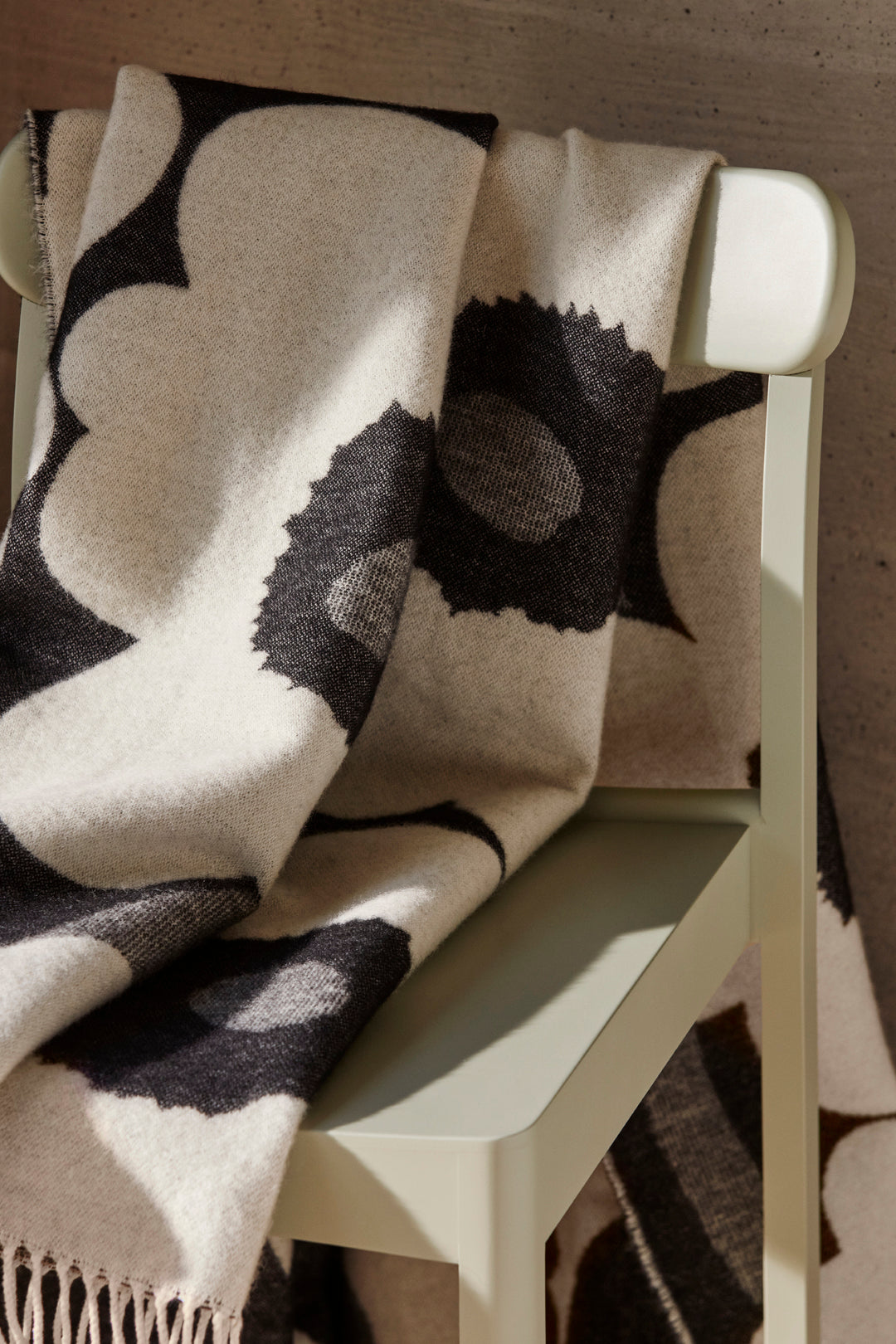 Marimekko Unikko Blanket Black/Grey