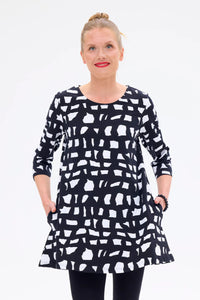 Ratia Pisara Block Tunic Black/White