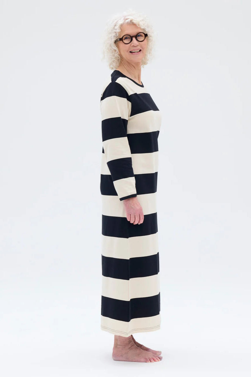 Ratia Fanni Black/Beige Wide Stripe Gown