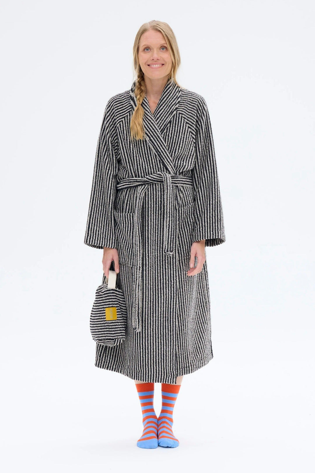 Ratia Unisex Stripe Bathrobe Black/Sand
