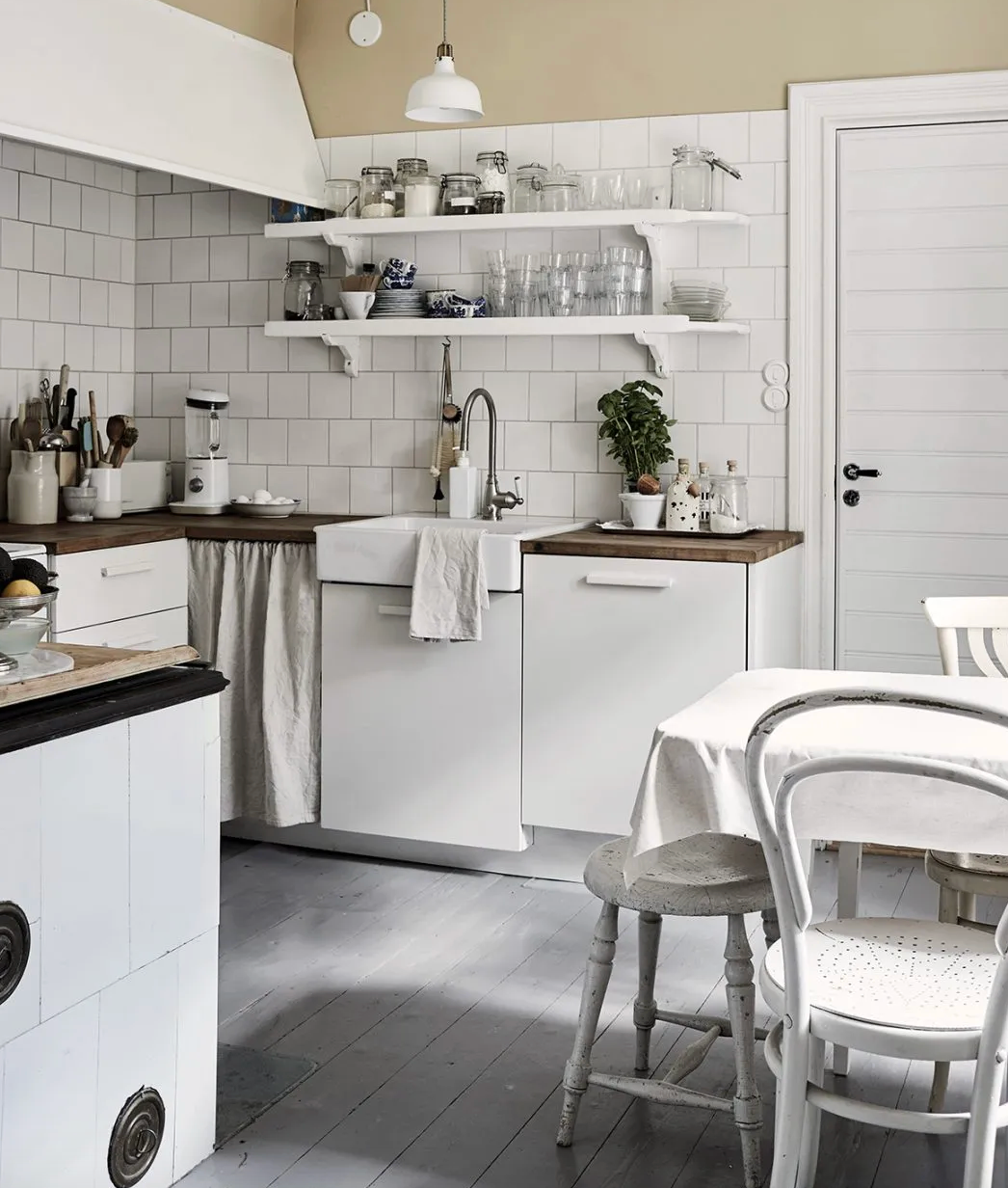 Cozy Publishing Homemade - Secrets to Timeless Interiors