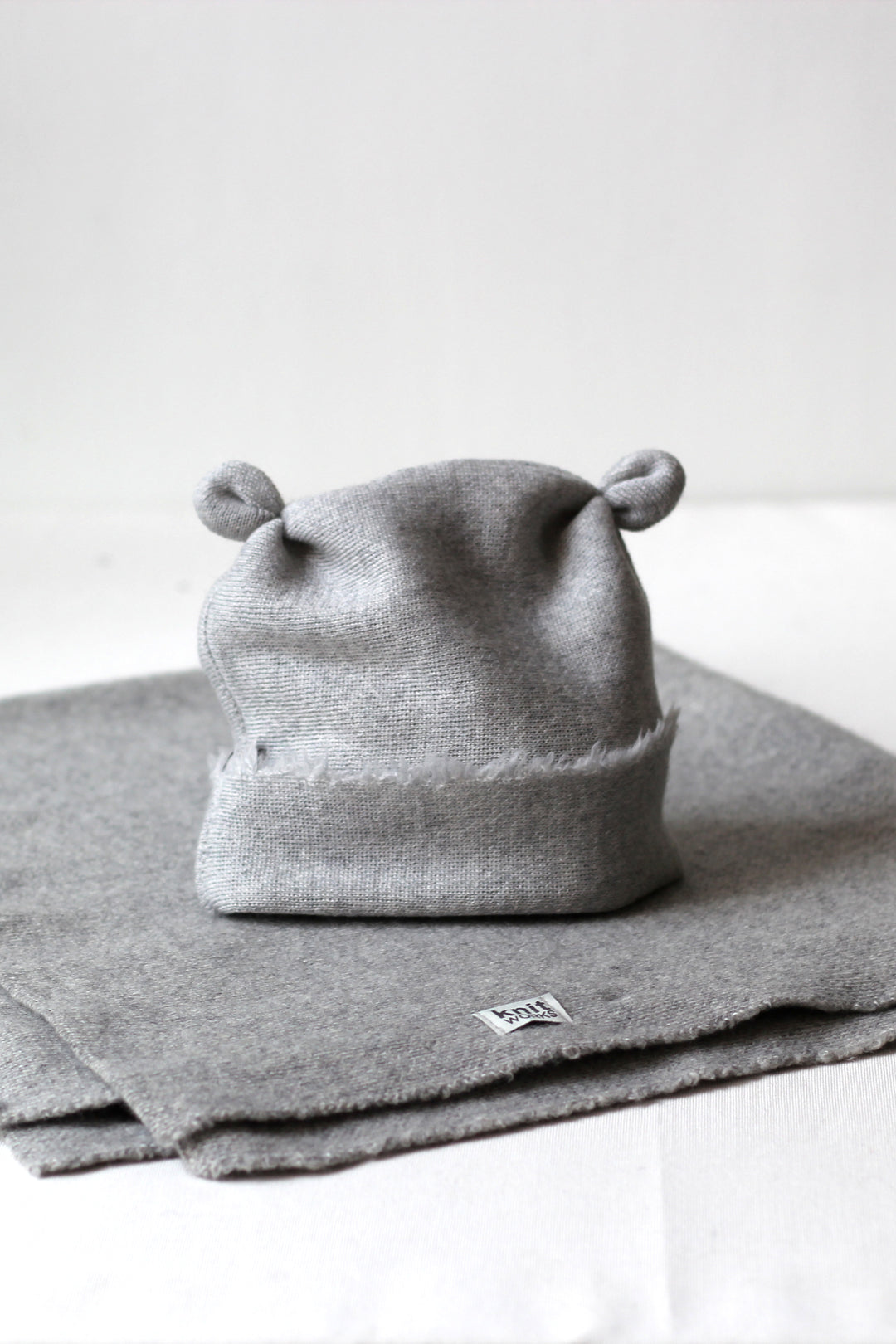 Knitworks Baby Blanket & Beanie Grey