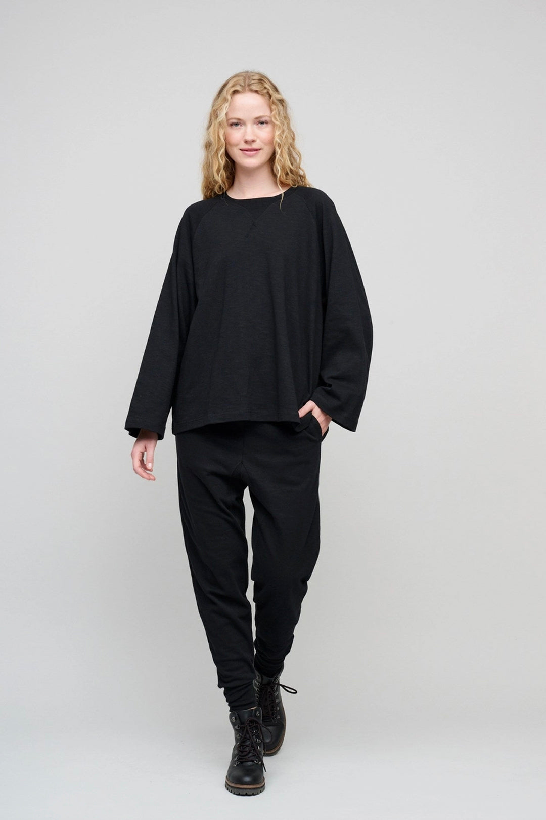 Moshi Moshi Mind Earth Sweat Black