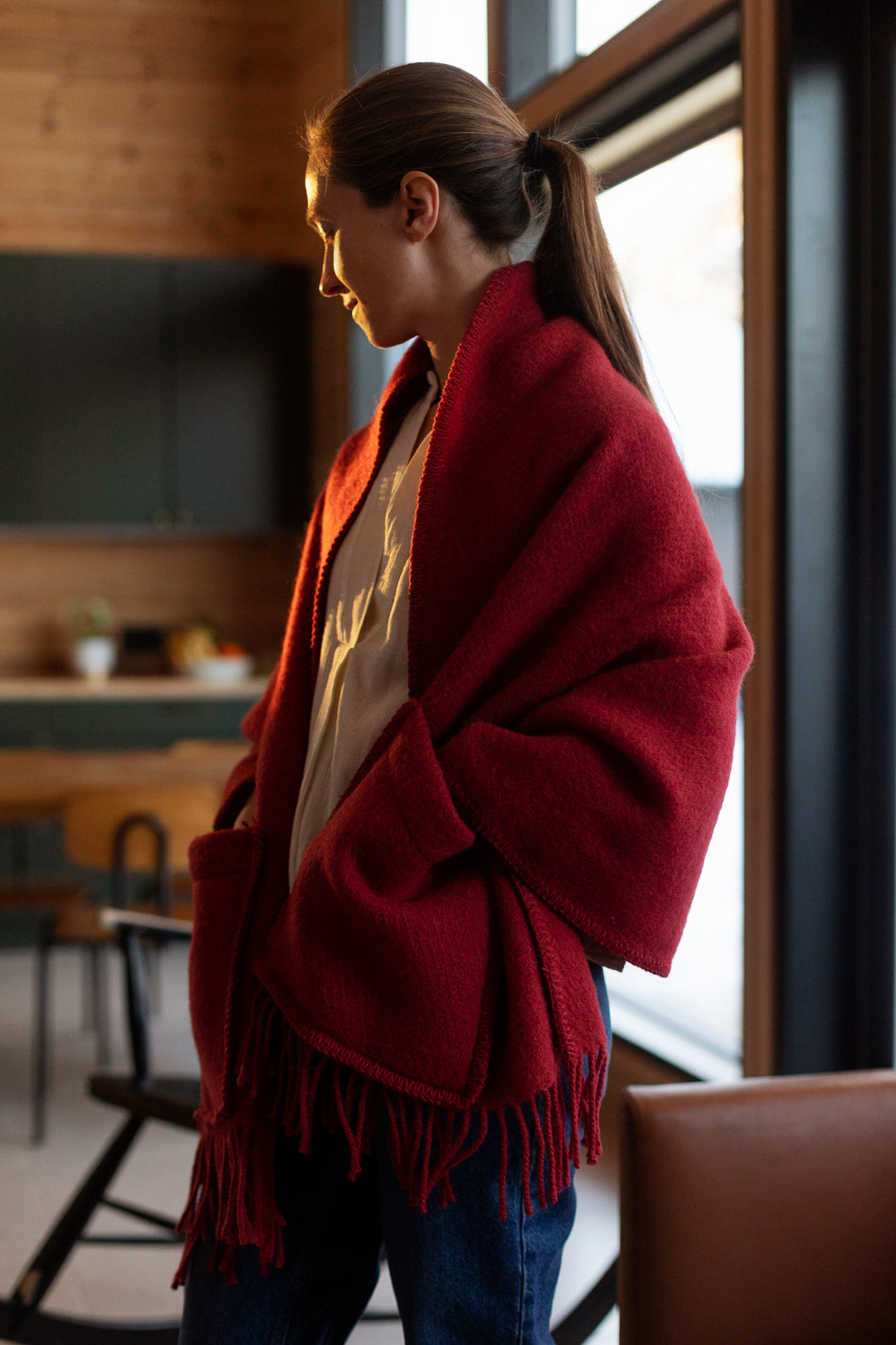 Lapuan Kankurit Uni Pocket Shawl Dark Red