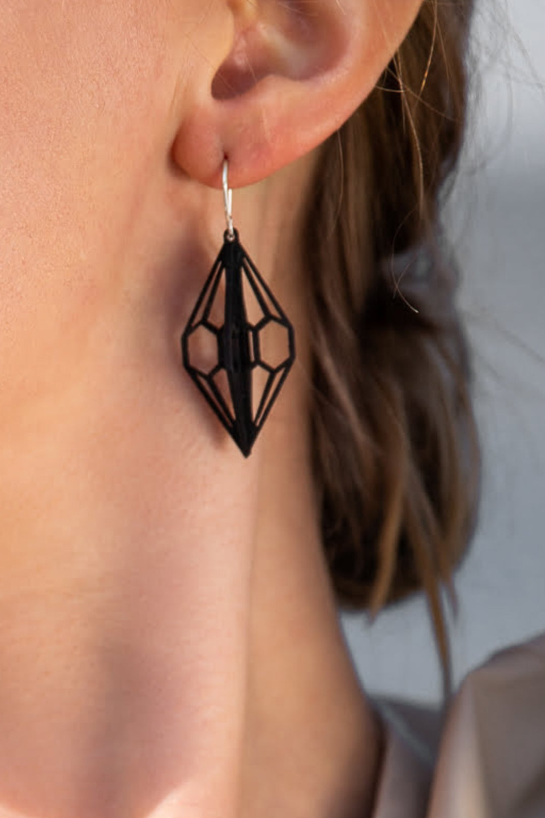 Valona Crystal 3D Black Earrings