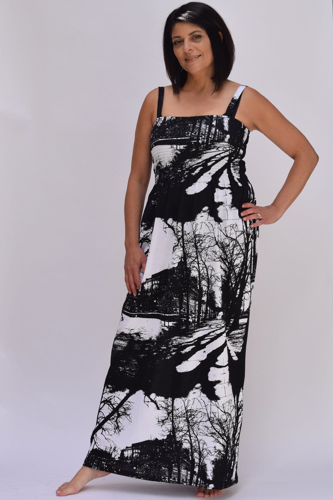 Ratia Espa Tuuli Maxi Dress Black/White - Nordic Labels