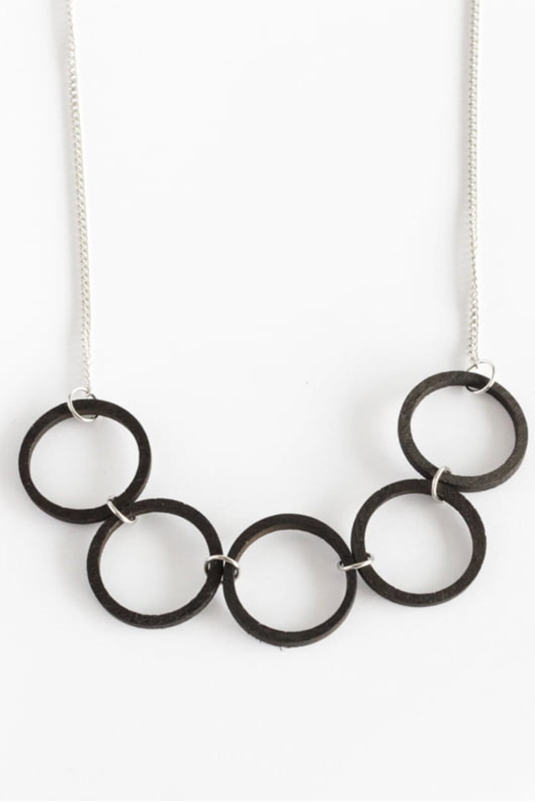 Valona Luna Black Necklace