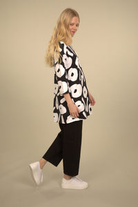 Ratia Pisara Nuppunen Black/White Tunic