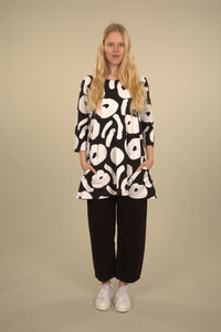 Ratia Pisara Nuppunen Black/White Tunic