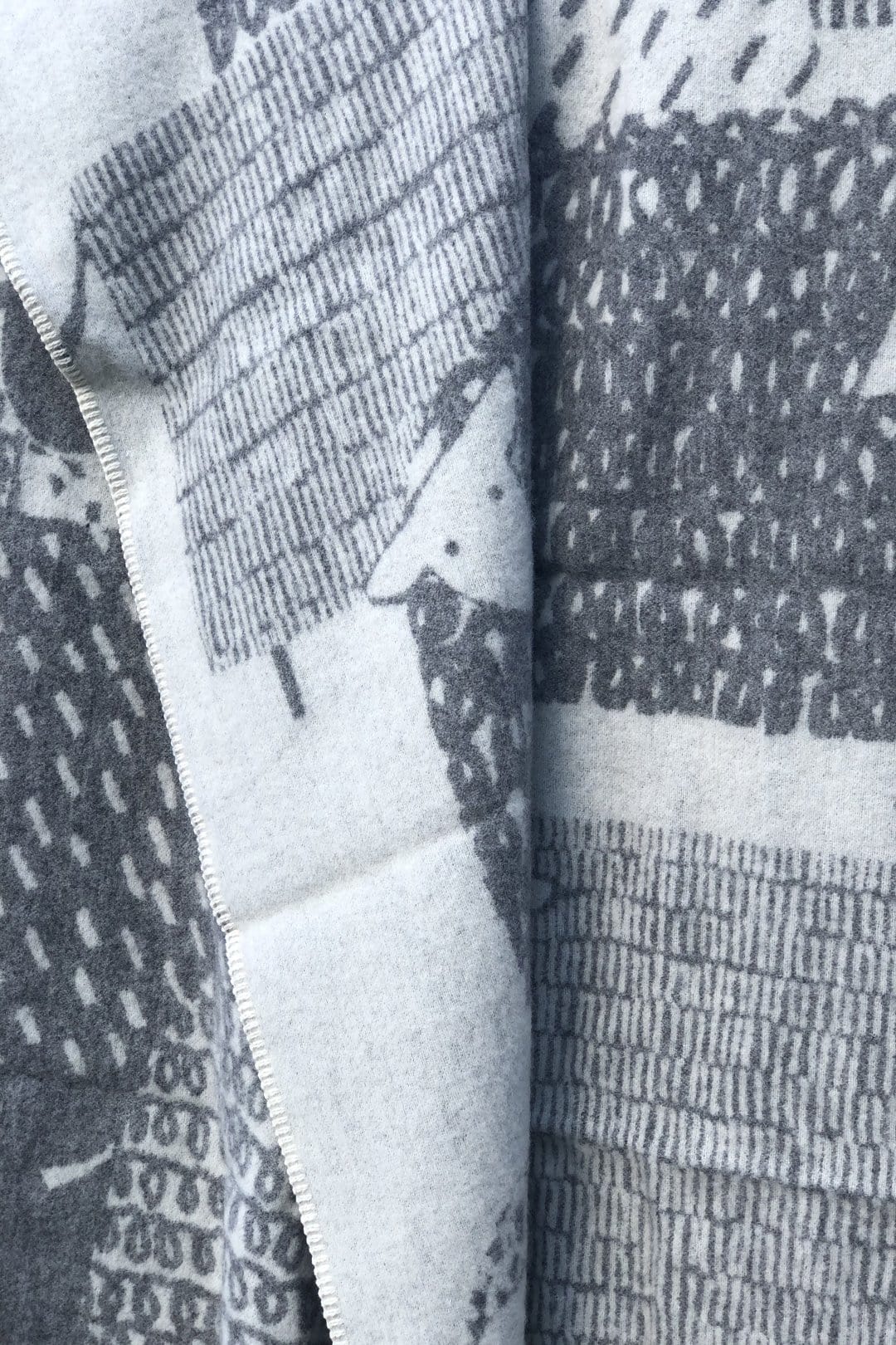 Lapuan Kankurit Päkäpäät Grey Wool Blanket - Nordic Labels