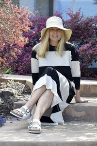 Ratia Adora Gown Black/Sand