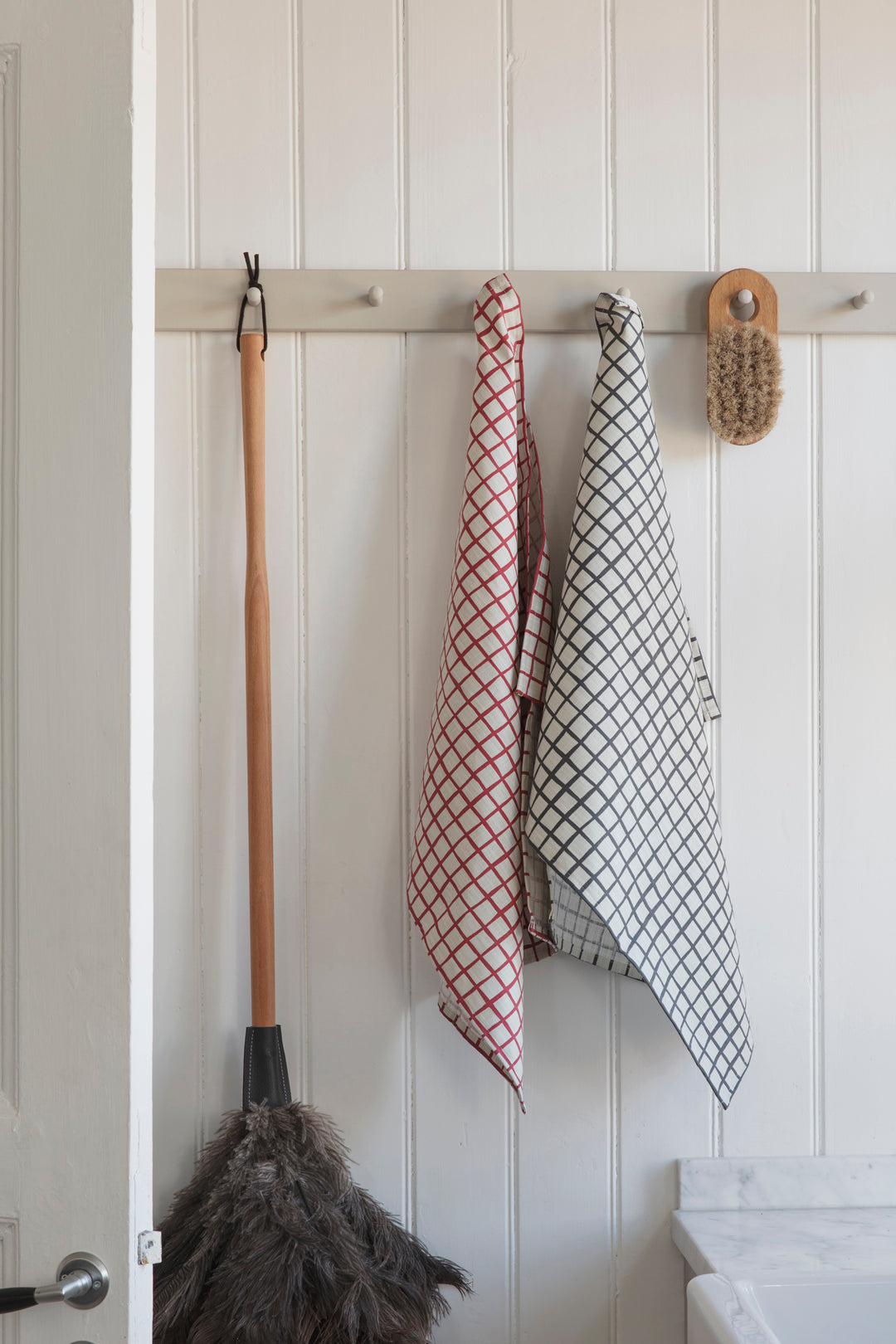 Spira of Sweden Ruta Asphalt Tea Towel